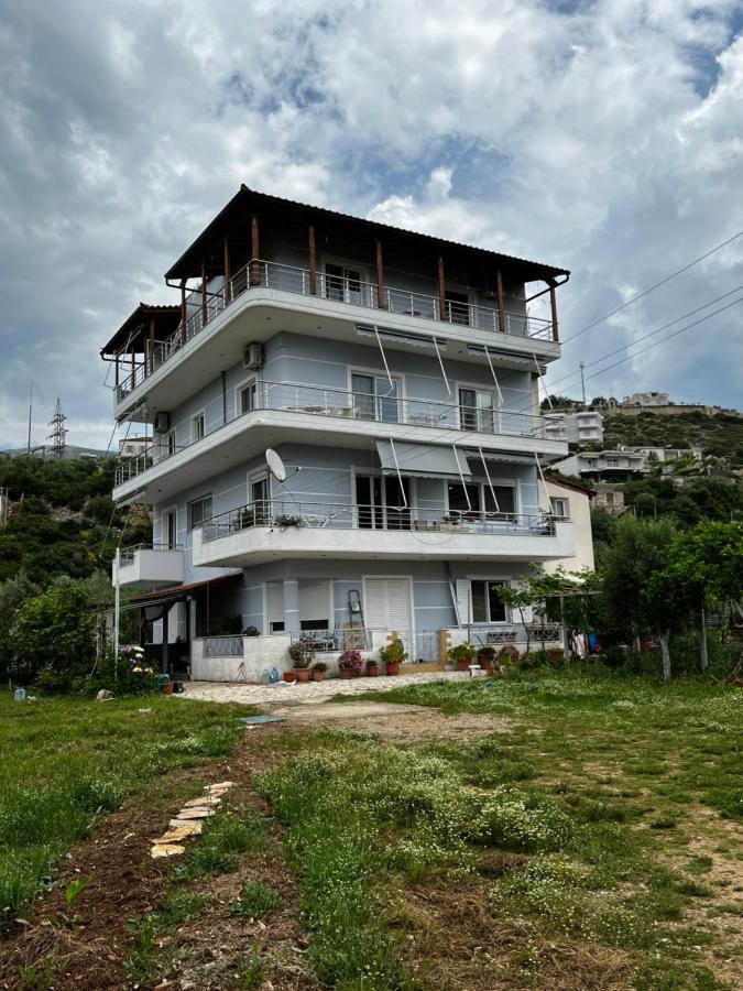 Ilias Family Rooms Himara Kültér fotó