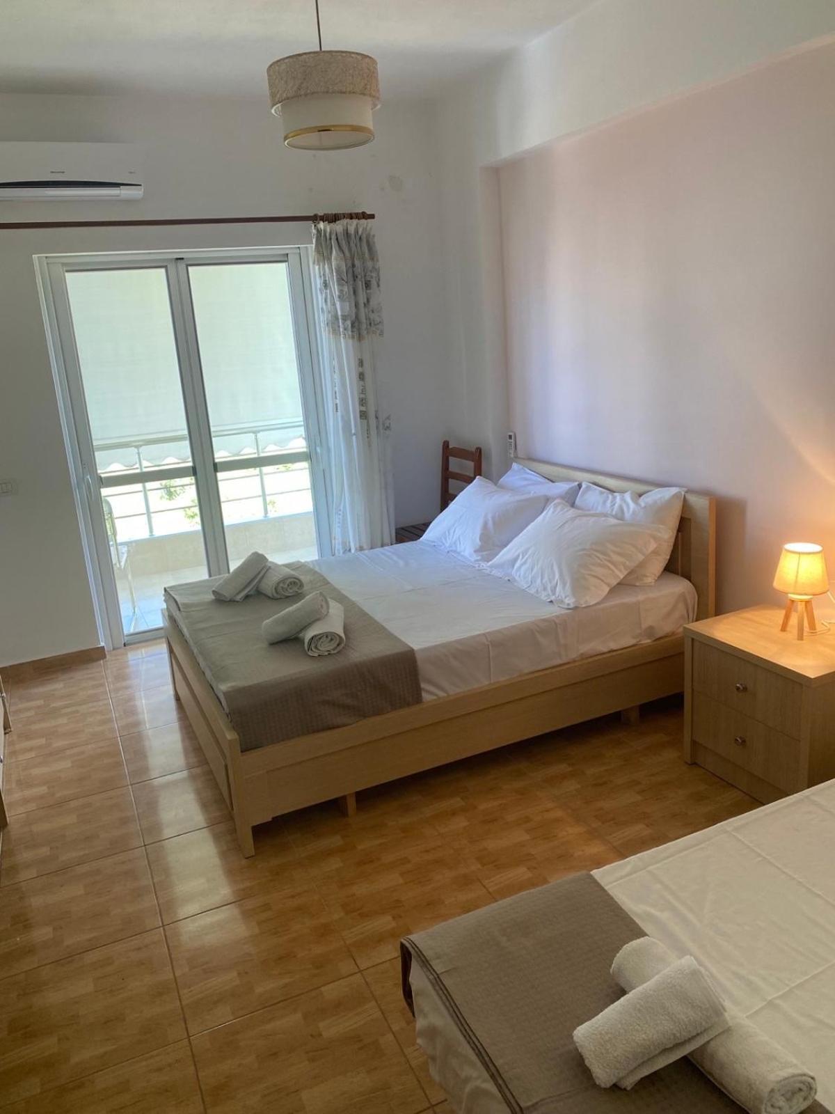 Ilias Family Rooms Himara Kültér fotó